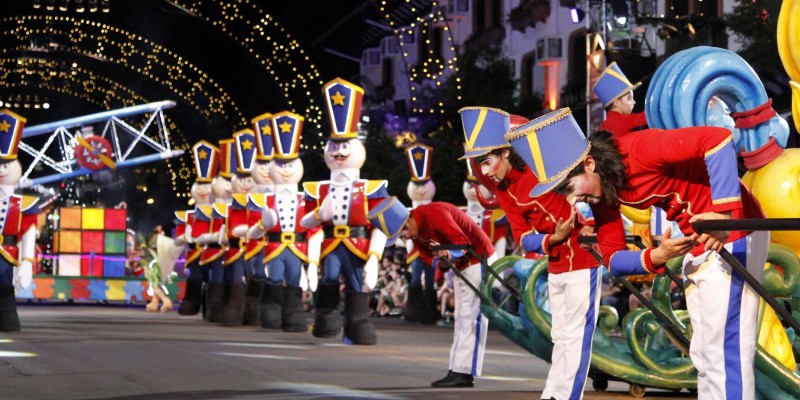 Grande Desfile de Natal promete encantar o público no Centro de Gramado